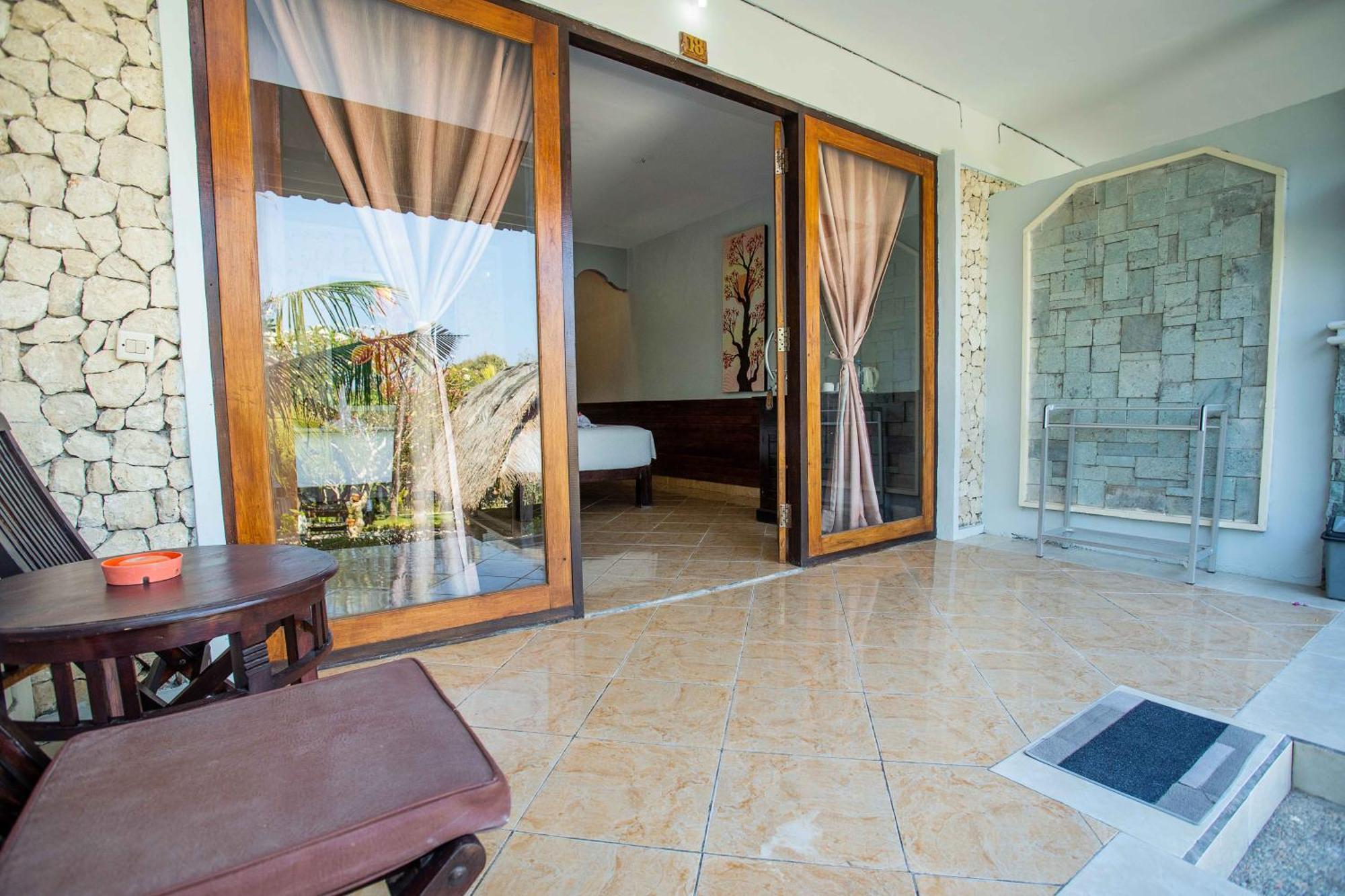 Tropical Garden By Tanis Hotel Nusa Lembongan  Exterior photo