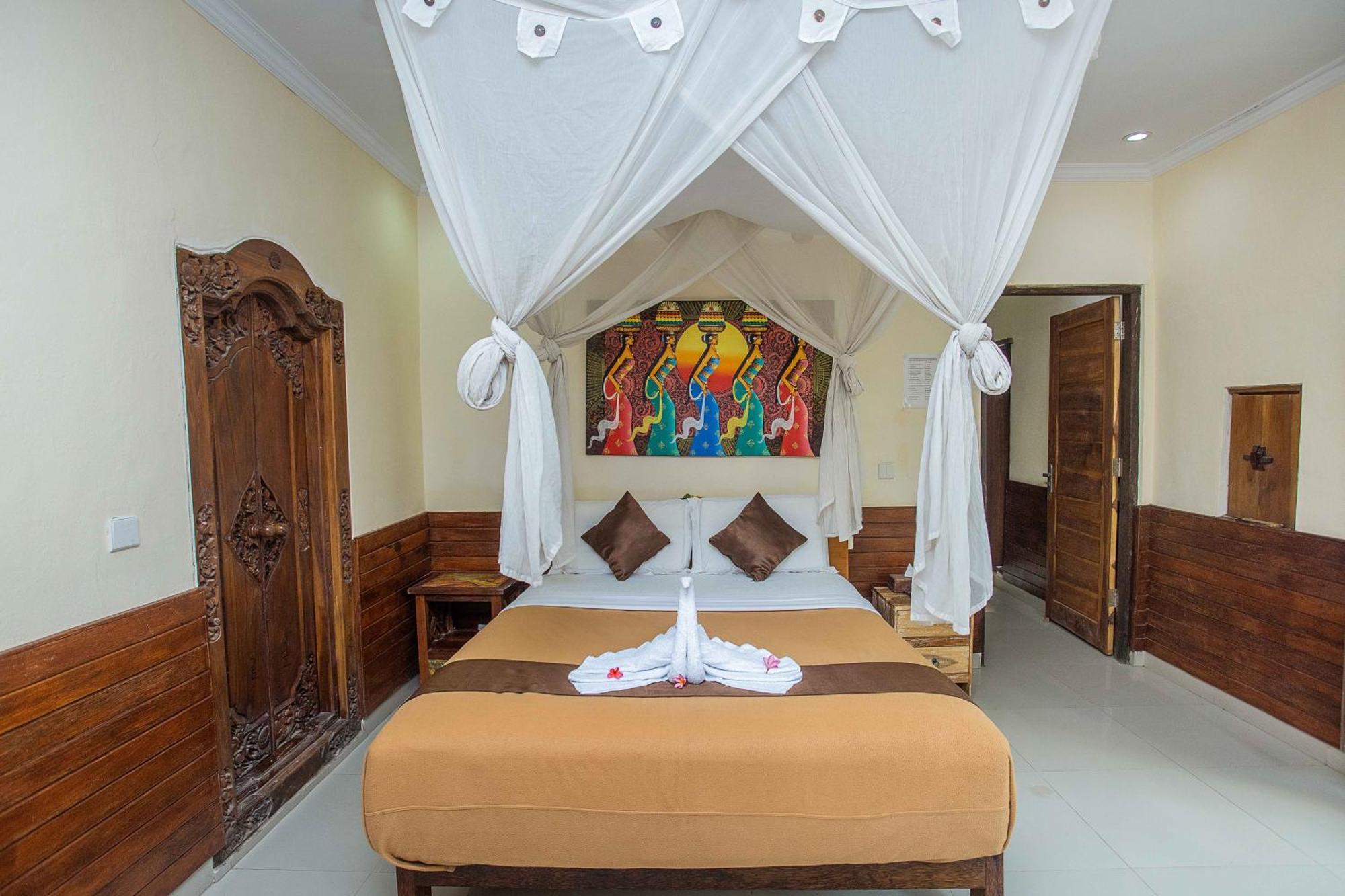 Tropical Garden By Tanis Hotel Nusa Lembongan  Exterior photo